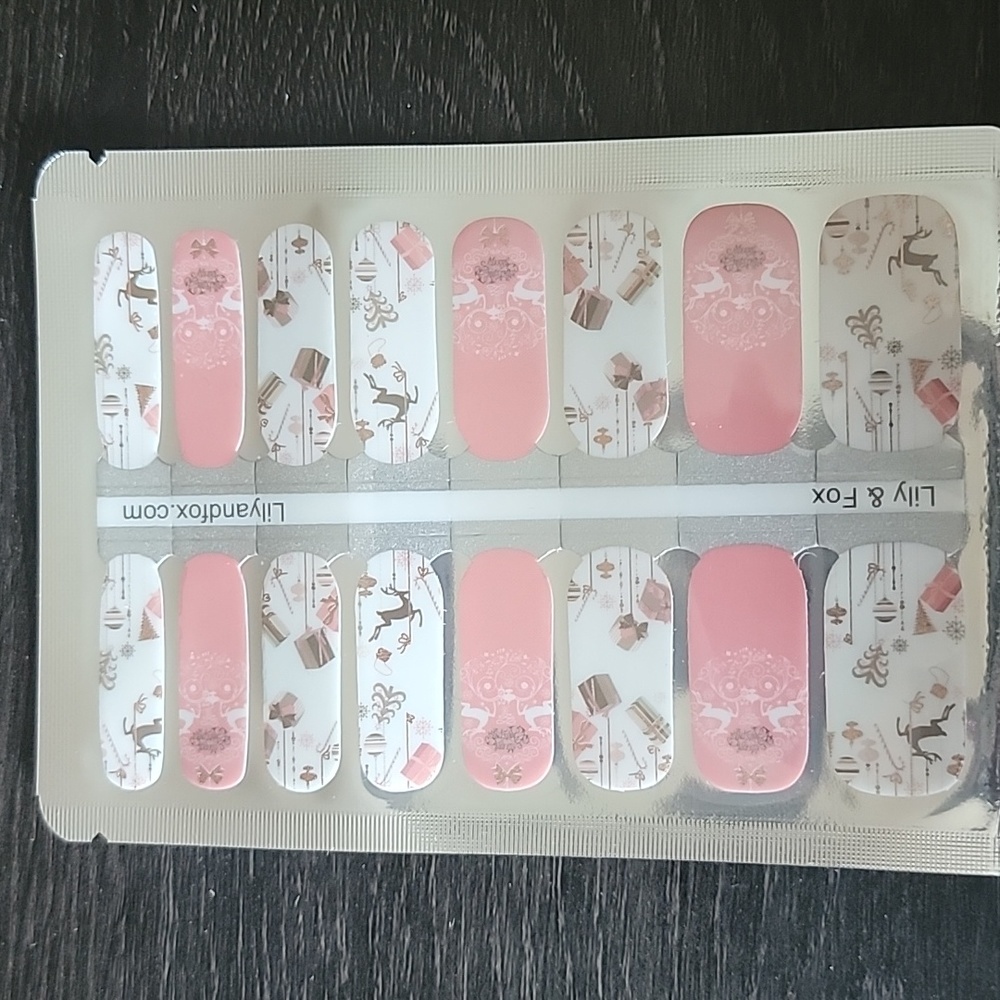 LILY & FOX NAIL WRAPS